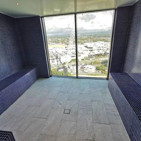 2 Bedroom Luxurious Family Apartment On 40Th Floor With Amazing Ocean Coastline Broadbeach Gold Coast Gc40 Eksteriør billede