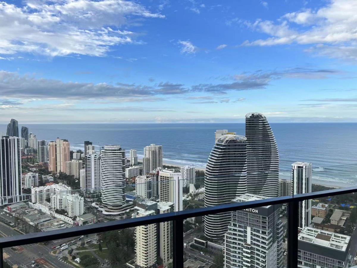 2 Bedroom Luxurious Family Apartment On 40Th Floor With Amazing Ocean Coastline Broadbeach Gold Coast Gc40 Eksteriør billede