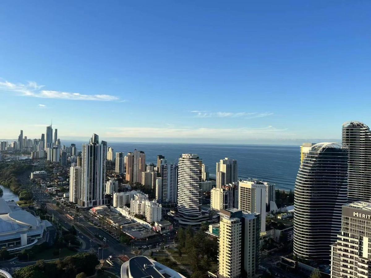 2 Bedroom Luxurious Family Apartment On 40Th Floor With Amazing Ocean Coastline Broadbeach Gold Coast Gc40 Eksteriør billede