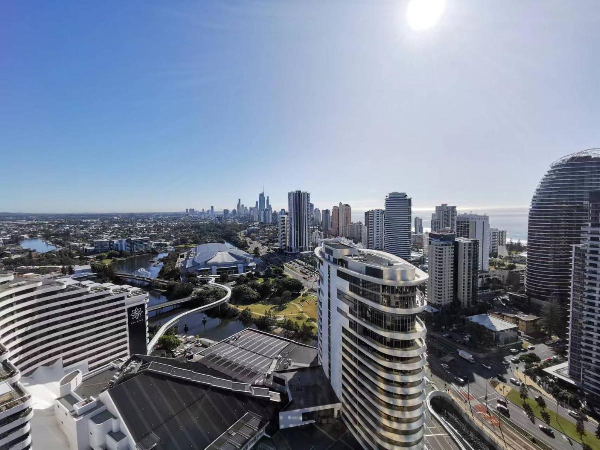 2 Bedroom Luxurious Family Apartment On 40Th Floor With Amazing Ocean Coastline Broadbeach Gold Coast Gc40 Eksteriør billede