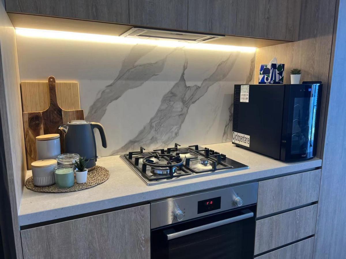 2 Bedroom Luxurious Family Apartment On 40Th Floor With Amazing Ocean Coastline Broadbeach Gold Coast Gc40 Eksteriør billede