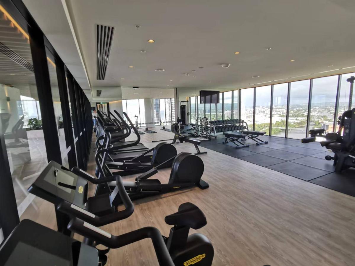 2 Bedroom Luxurious Family Apartment On 40Th Floor With Amazing Ocean Coastline Broadbeach Gold Coast Gc40 Eksteriør billede